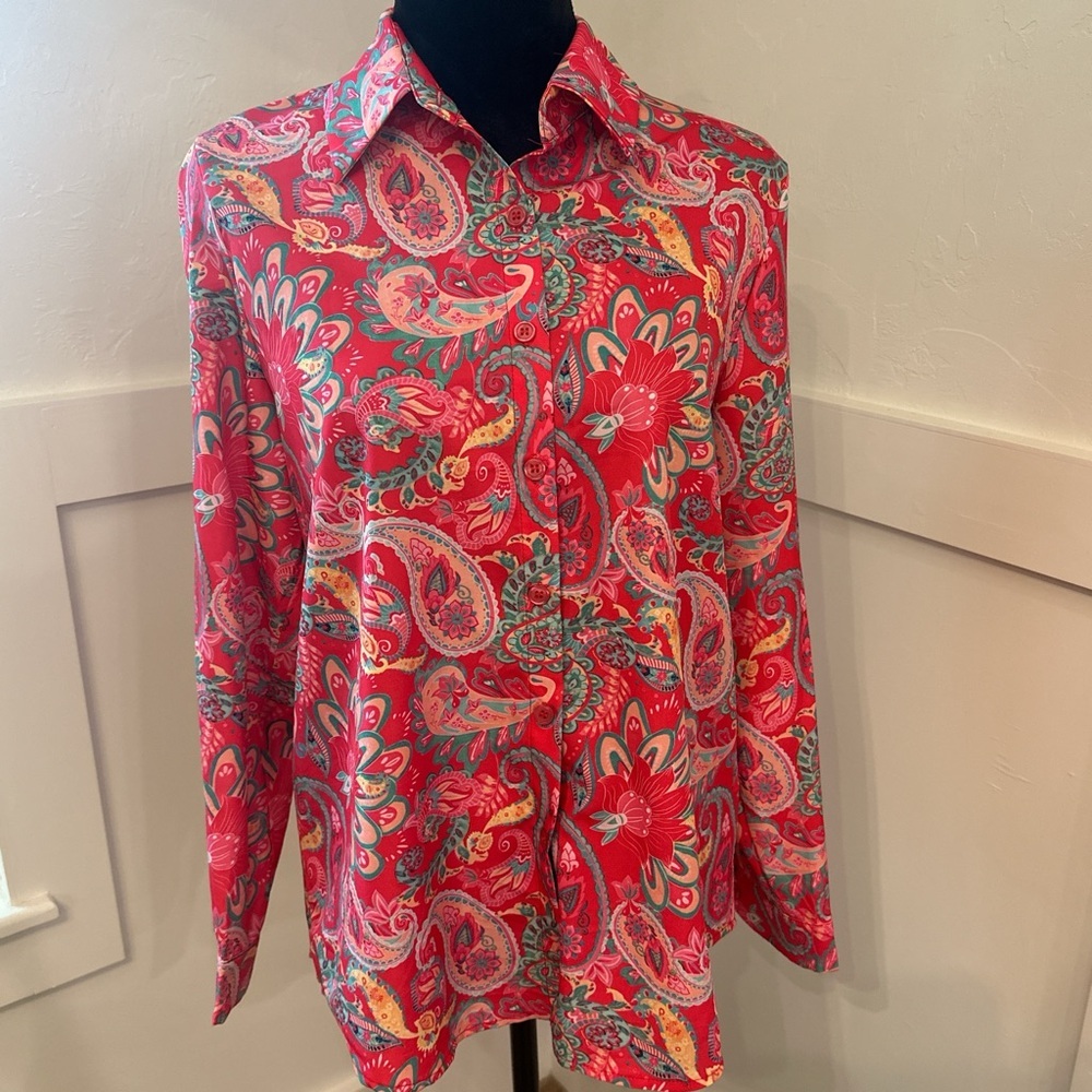 Green and Pink‎ Paisley Blouse with Long Sleeves